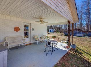 7691 Skyline Dr, Sherrills Ford, NC 28673