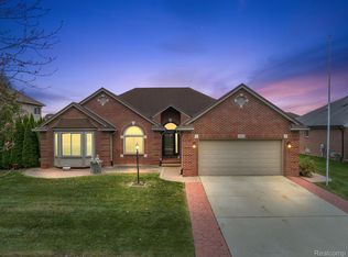 21412 Patterson Dr, Macomb, MI 48044