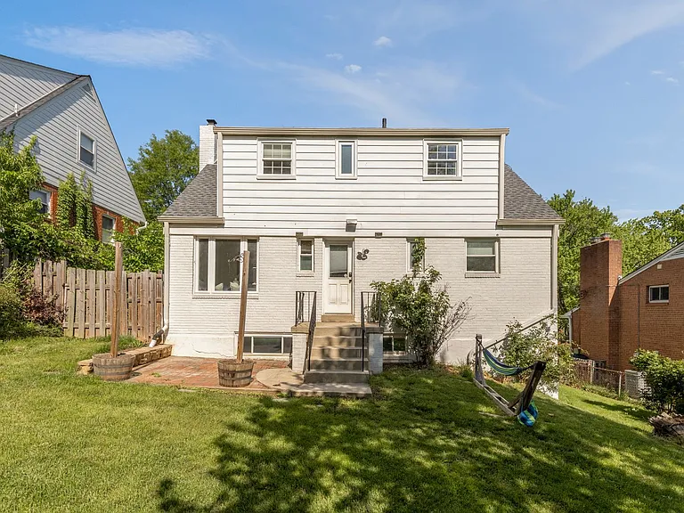 3111 63rd Pl — Photo 4