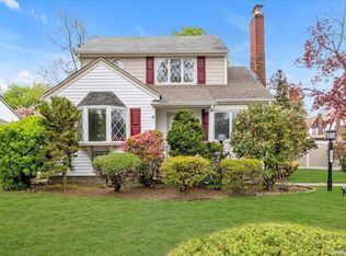 541 Emerson Ave, Baldwin, NY 11510