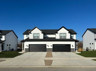 602 Rapp Dr UNIT A, Mahomet, IL 61853