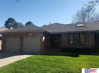 2228 Heritage Pines Ct, Lincoln, NE 68506
