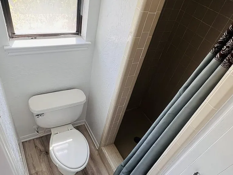 101 Chestnut Dr — Photo 9