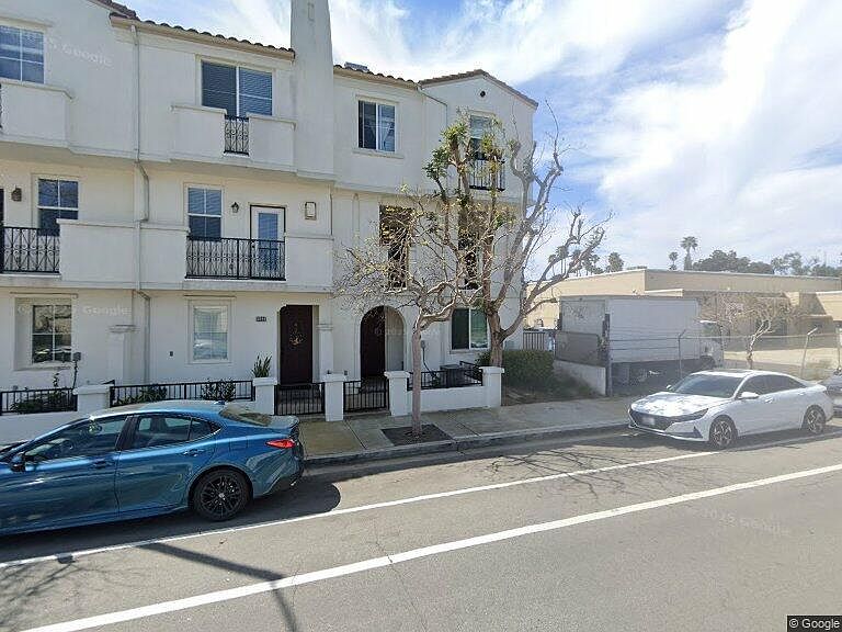 1st image of 176 W Santa Clara St