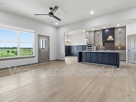 5th image of 930 Trestle Ln