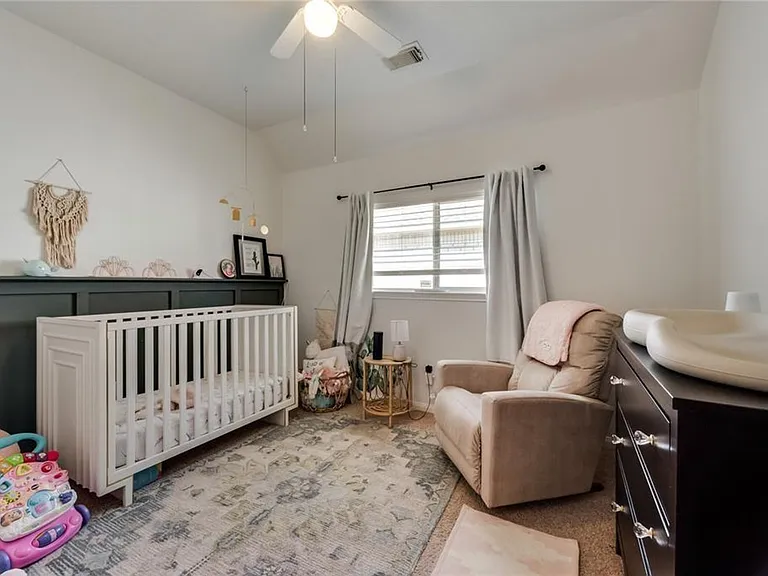 7018 Paradise Park Bnd — Photo 16