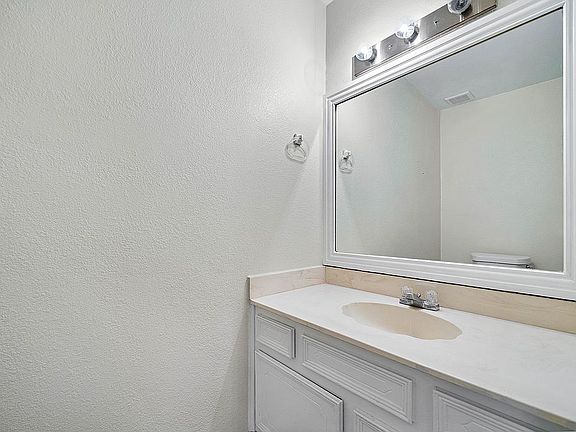 4th image of 10804 Briar Forest Dr #8-27