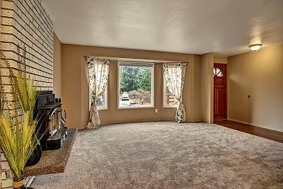 3rd image of 22117 Villa Dr