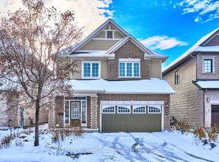 380 Brettonwood Rdg, Ottawa, ON K2T 0H8