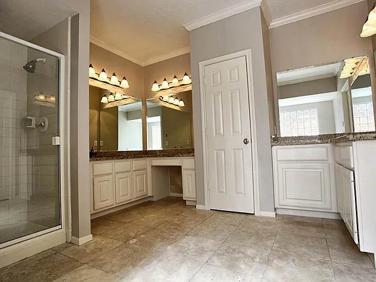 7919 S Wellington Ct — Photo 13