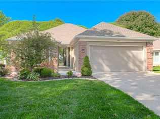 1716 Wynbrick Dr, Liberty, MO 64068