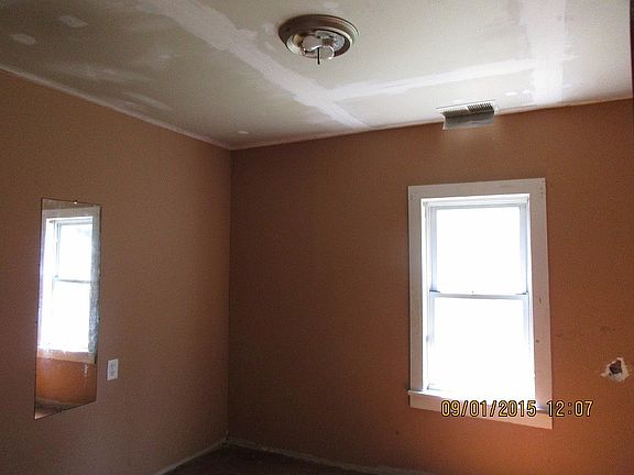 4th image of 1019 North St