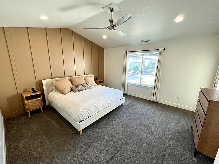 636 W Life Dr — Photo 15
