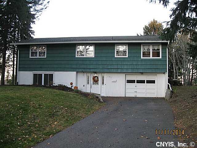 1st image of 101 Dover Cir