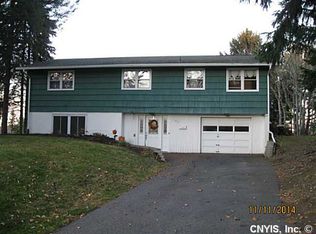 101 Dover Cir, Syracuse, NY 13219