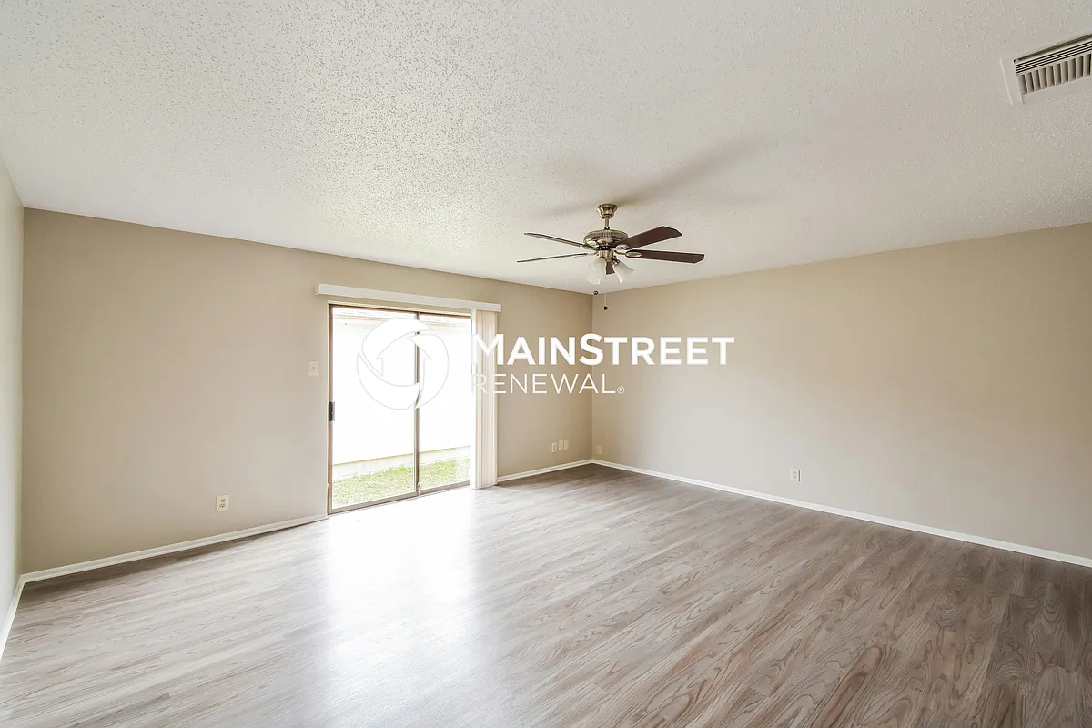 Living Room - 6822 Eden Grove Dr
