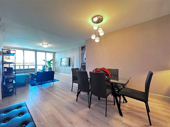 4th image of 2501 S Ocean Dr APT 922