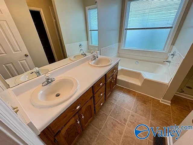 194 Topaz Rd NE — Photo 25