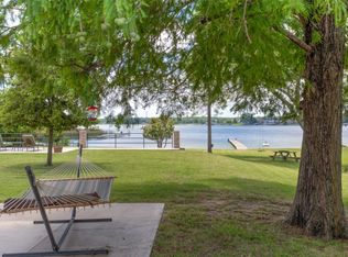 1113 Pelican Dr S, Azle, TX 76020