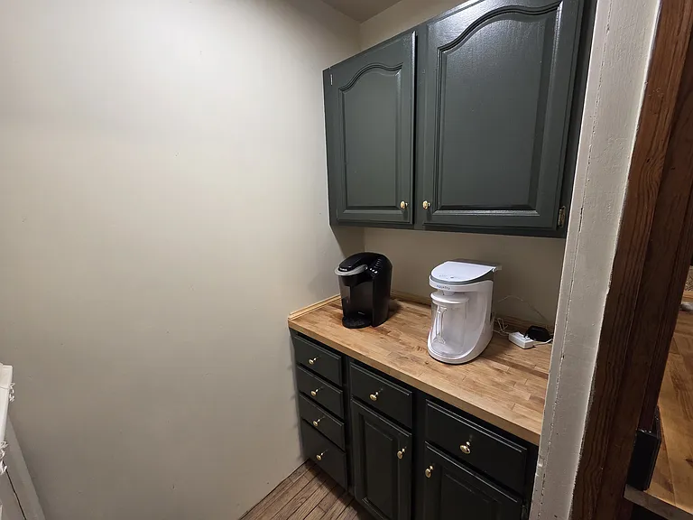 710 Harlan Ave NE — Photo 6