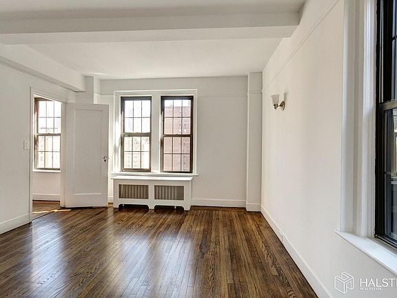 4th image of 15 Park Ave APT 13C
