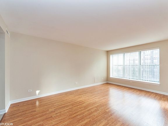 5th image of 9360 Skokie Blvd #320