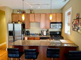 4753 N Beacon St #3, Chicago, IL 60640