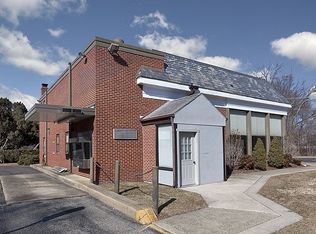 95 Lakeview Dr N, Gibbsboro, NJ 08026