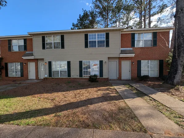 102 Edgefield Rd APT 2, Dothan, AL 36305