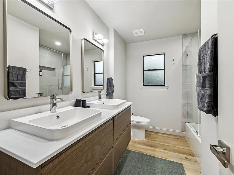 5615 Cerritos Dr — Photo 15