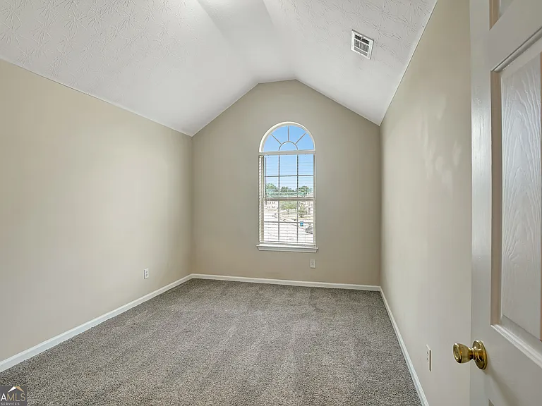 1118 Quail Hunt Dr — Photo 33