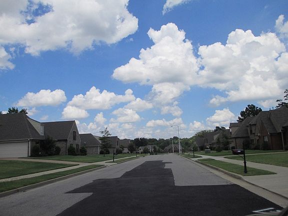 5th image of 7664 Romero Dr