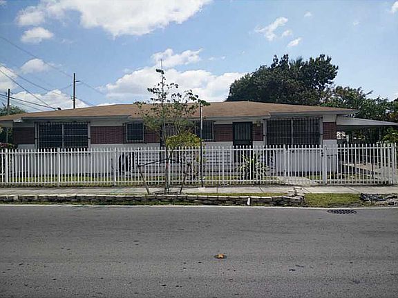3rd image of 1090 NW 27th Ct