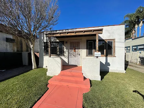 415 N Murrietta Pl Photo 1