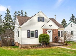 5714 Tioga St, Duluth, MN 55804