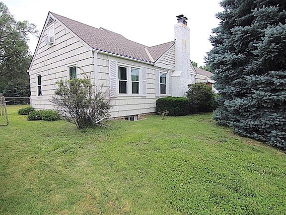 2nd image of 2032 S 14th St
