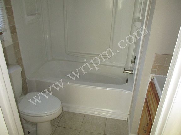 3rd image of 600 Clifton Ave Unit 3-5-05A