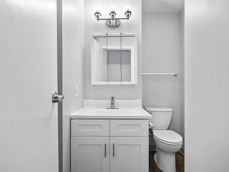 Apartments at Nautica — Photo 25