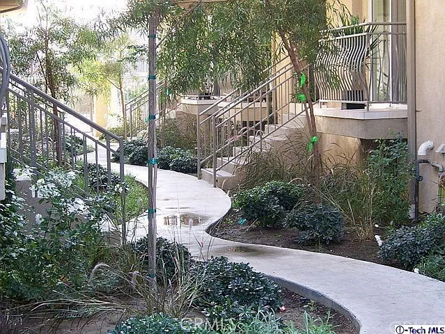Building Photo - 6615 Sepulveda Blvd #202
