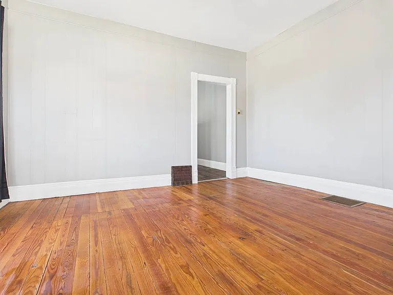 200 E Gay St #B — Photo 2
