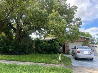 1749 Haverhill Dr, Deltona, FL 32725