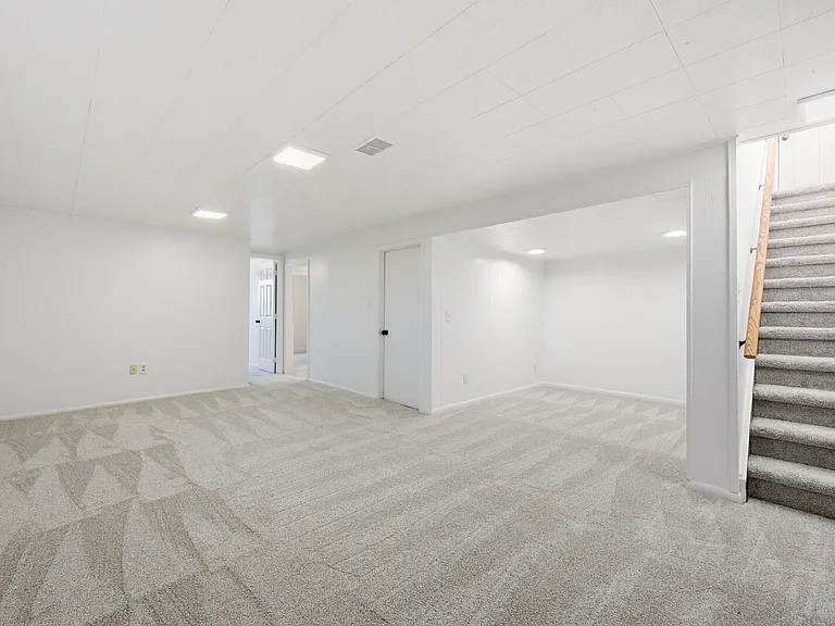 6610 Depew Ct — Photo 22