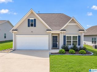 712 Ridgeway Ave, Columbiana, AL 35051