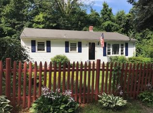 18 Lippitt Ave, Cumberland, RI 02864