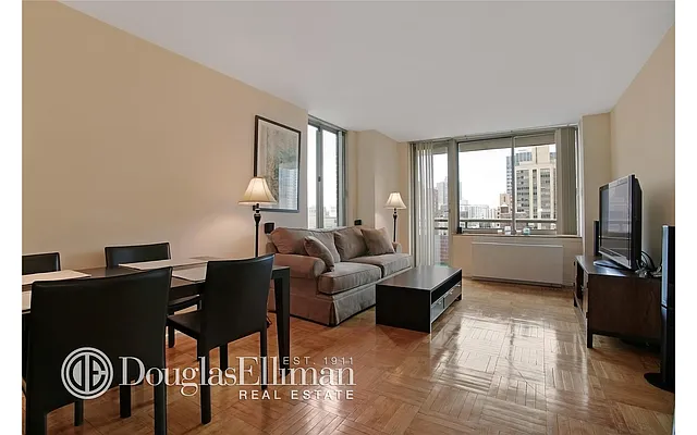 Rented by Douglas Elliman | media 2