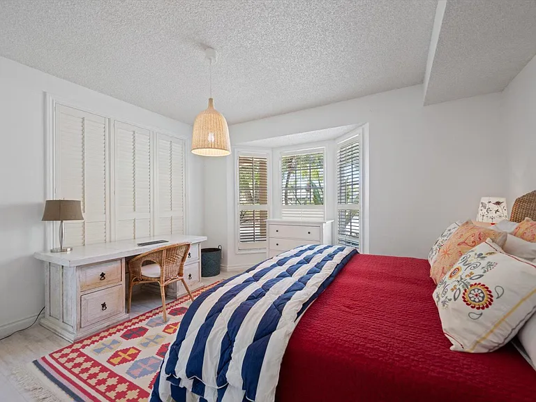 11875 Pebblewood Dr #201 — Photo 19