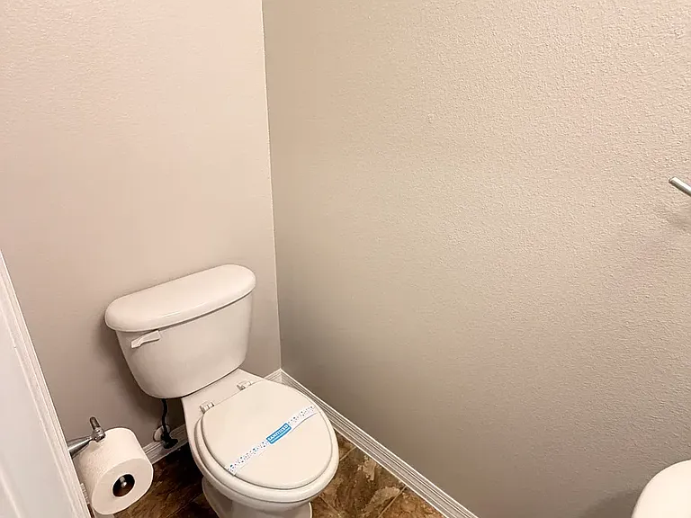1429 Villa Capri Cir #201 — Photo 15