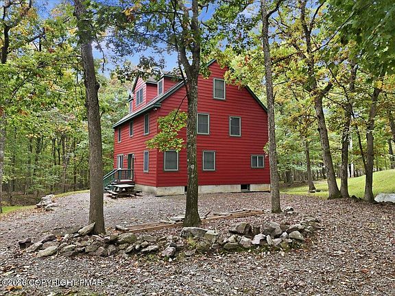 4th image of 132 Reynolds Rd