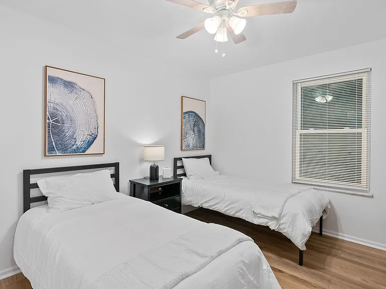 2528 Shiva Ct — Photo 31
