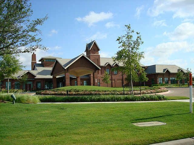 2nd image of 7629 Pasatiempo Dr